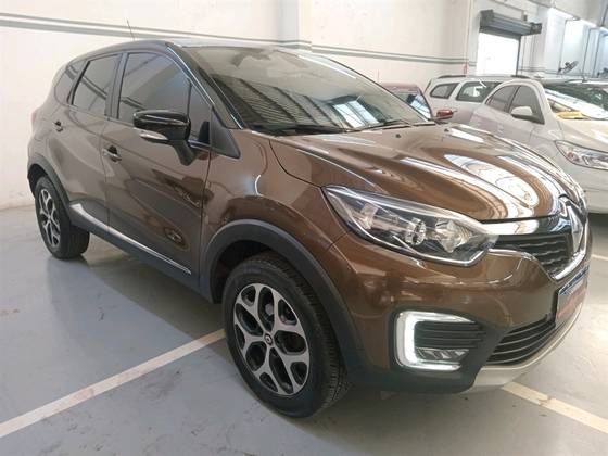 RENAULT CAPTUR 1.6 16V SCE FLEX INTENSE X-TRONIC RENAULT CAPTUR 1.6 16V SCE FLEX INTENSE X-TRONIC